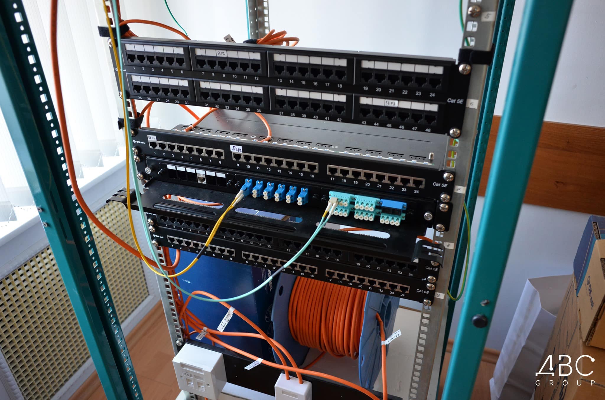 Зображення для статті: Компанія ДВС-КОМ отримала статус сертифікованого інсталятора структурованих кабельних систем OK-net